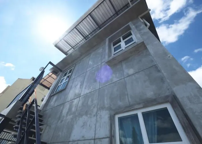 Chanchalay Hip Hostel Sha Extra Plus